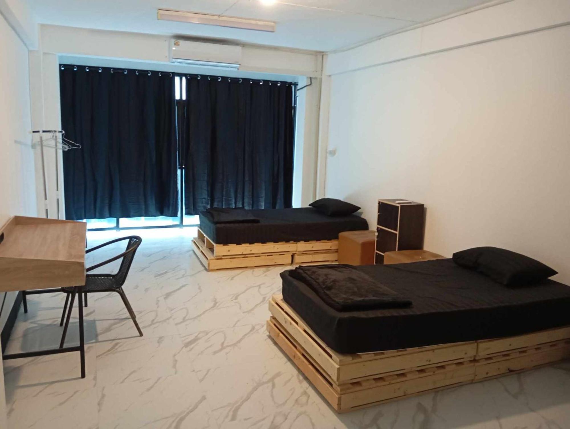 Lita Guesthouse Чиангмай Экстерьер фото
