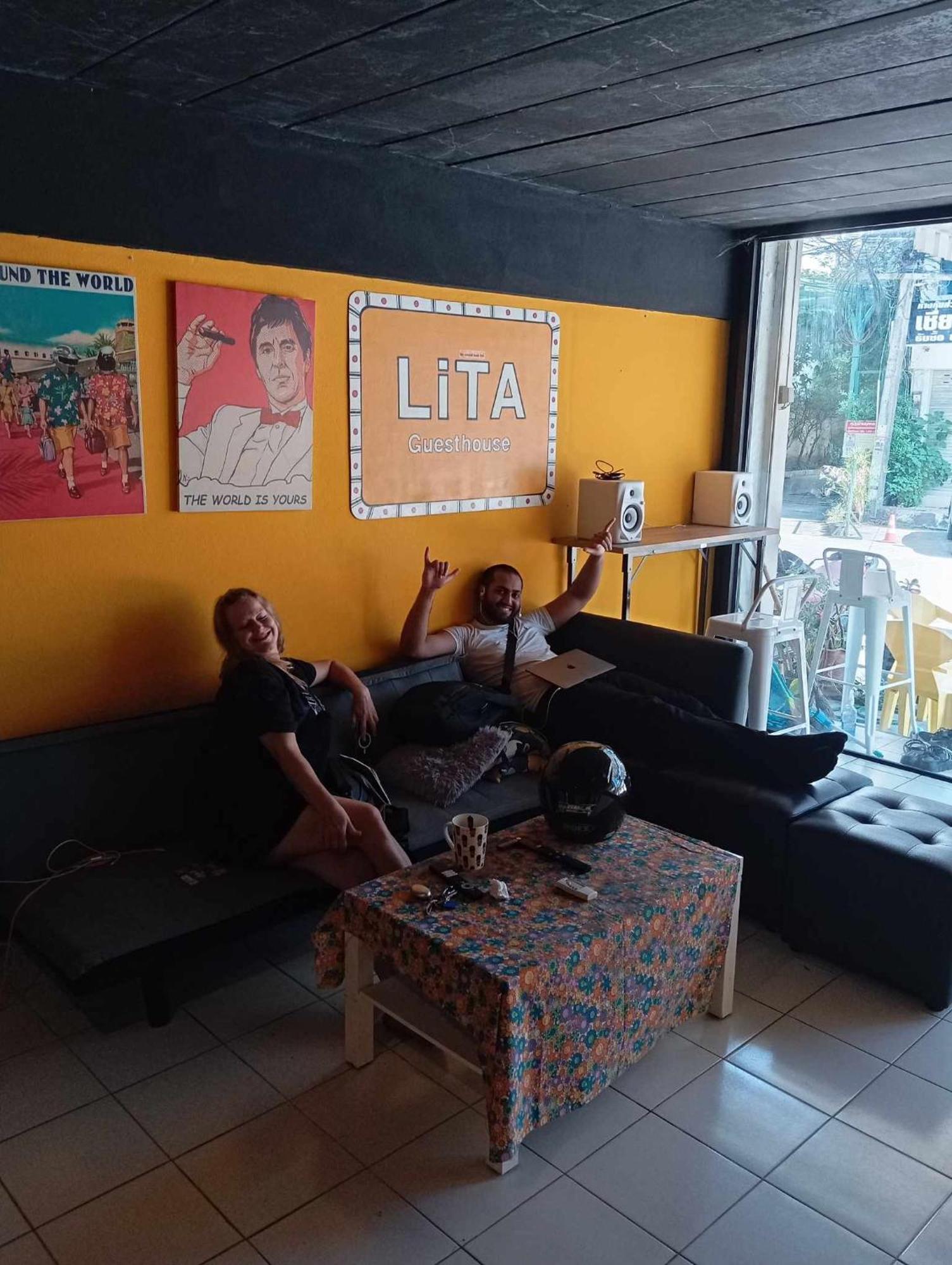 Lita Guesthouse Чиангмай Экстерьер фото